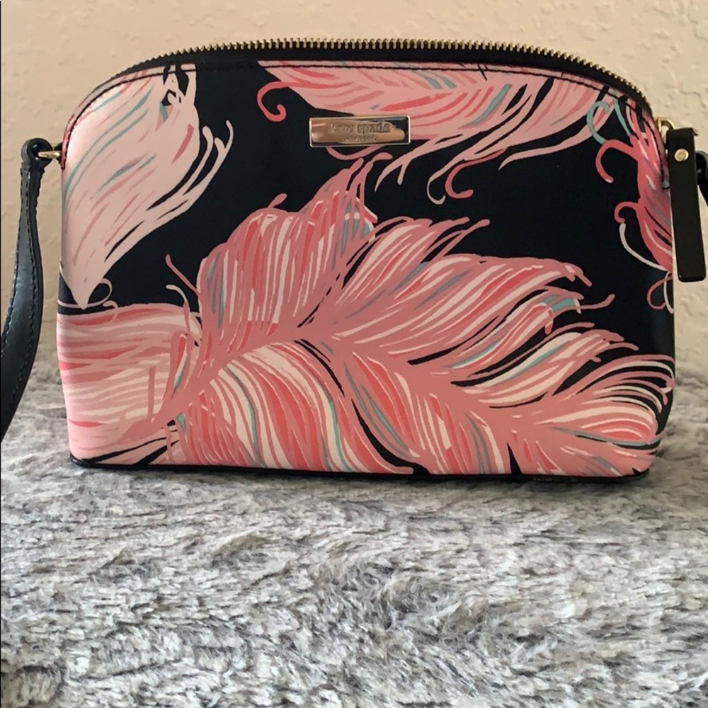 Basically new Kate Spade crossbody